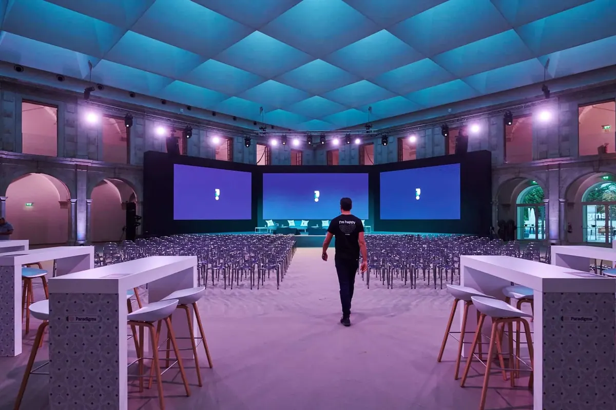 How to organise a company convention in Barcelona: a practical guide